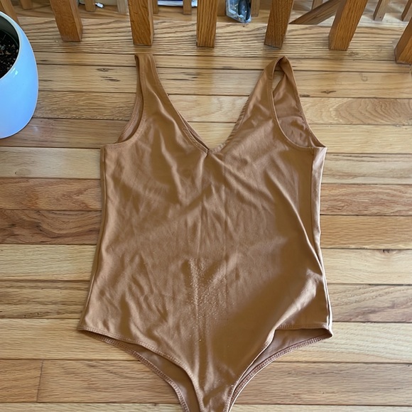 Dynamite Brown Bodysuit - Picture 2 of 4